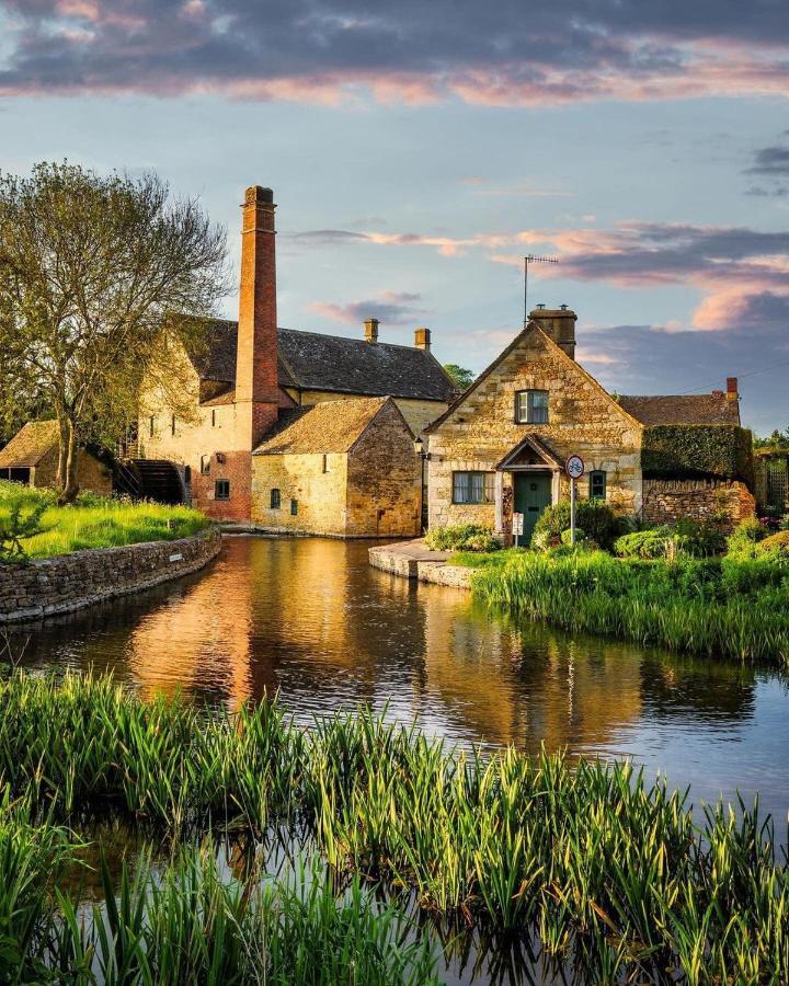 Large Stylish Luxury Cotswold Cottage - Ideal For Families, W/ Ev Charging 安多弗斯福德 外观 照片
