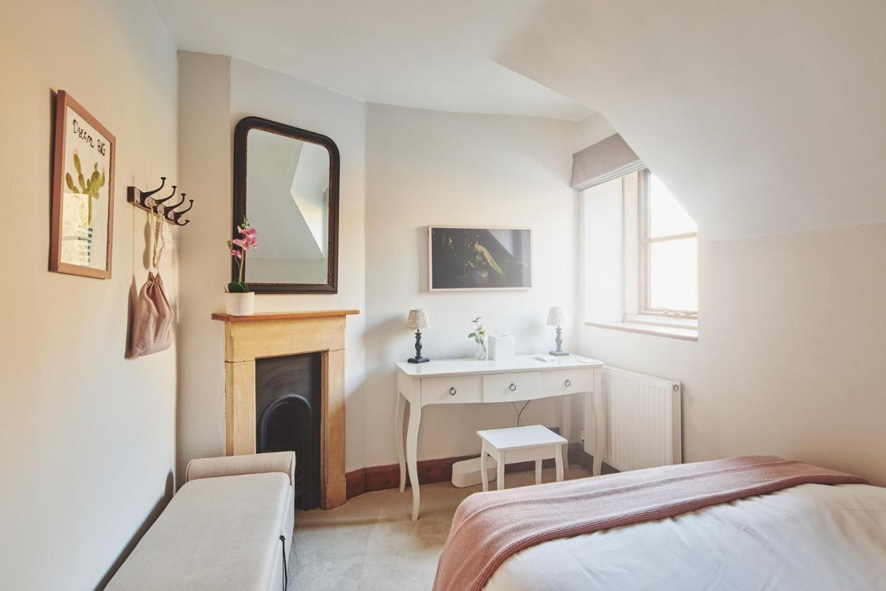 Large Stylish Luxury Cotswold Cottage - Ideal For Families, W/ Ev Charging 安多弗斯福德 外观 照片